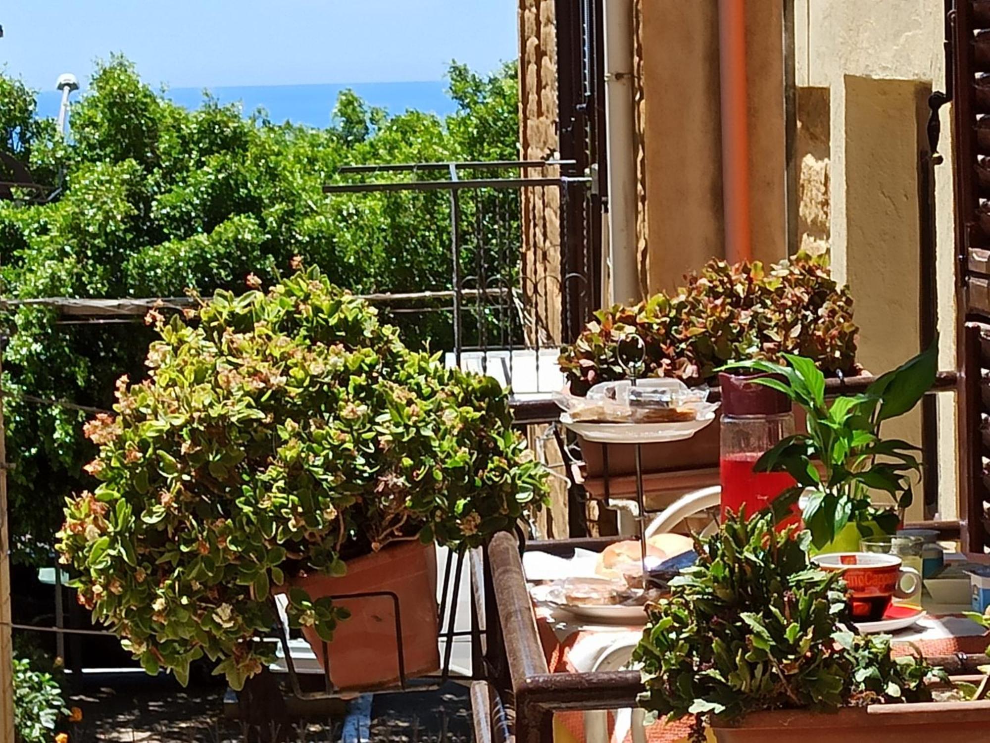 B&B Le 4 Stagioni Sul Viale, Belvedere Di 阿格里真托 外观 照片