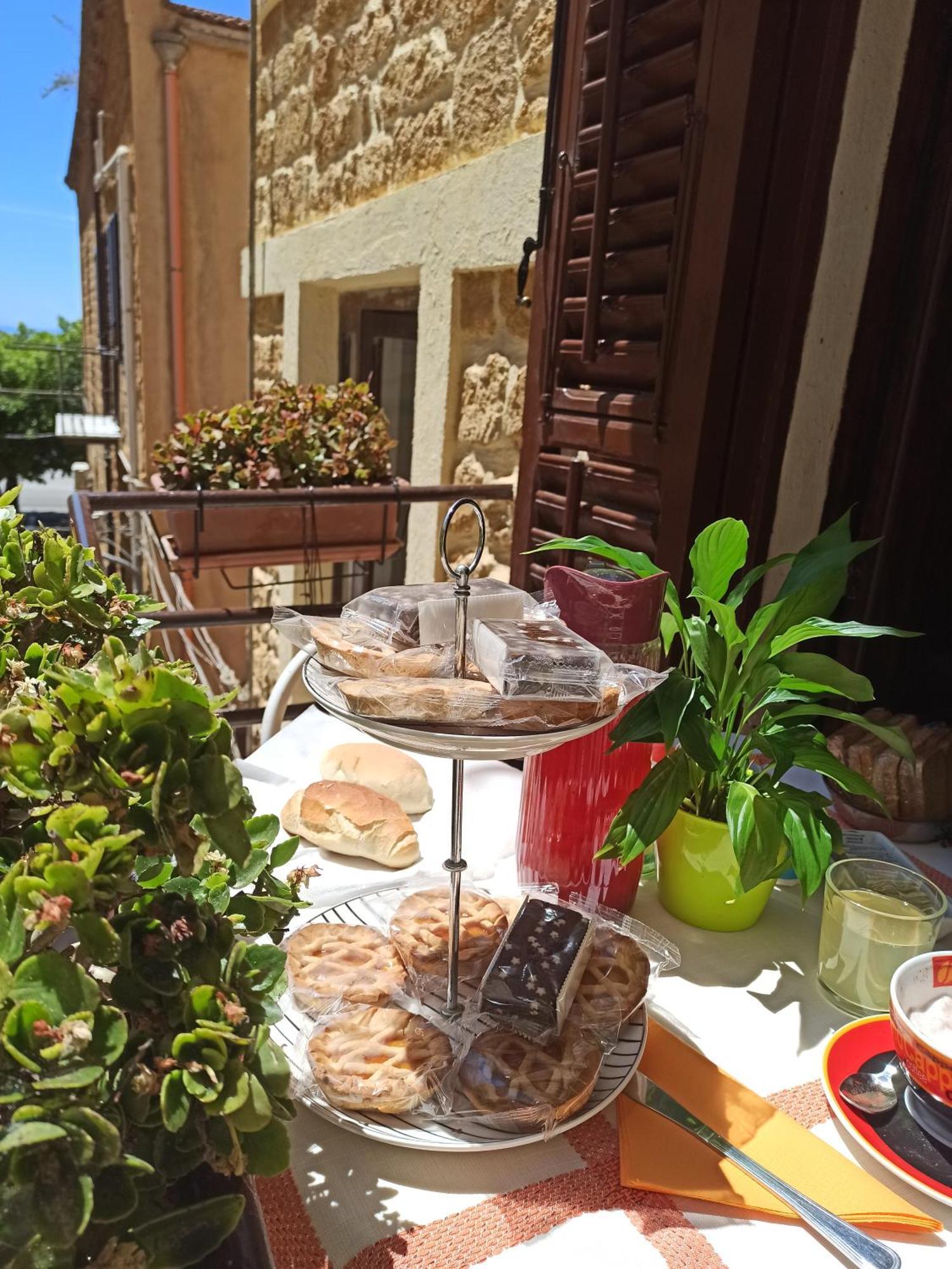 B&B Le 4 Stagioni Sul Viale, Belvedere Di 阿格里真托 外观 照片
