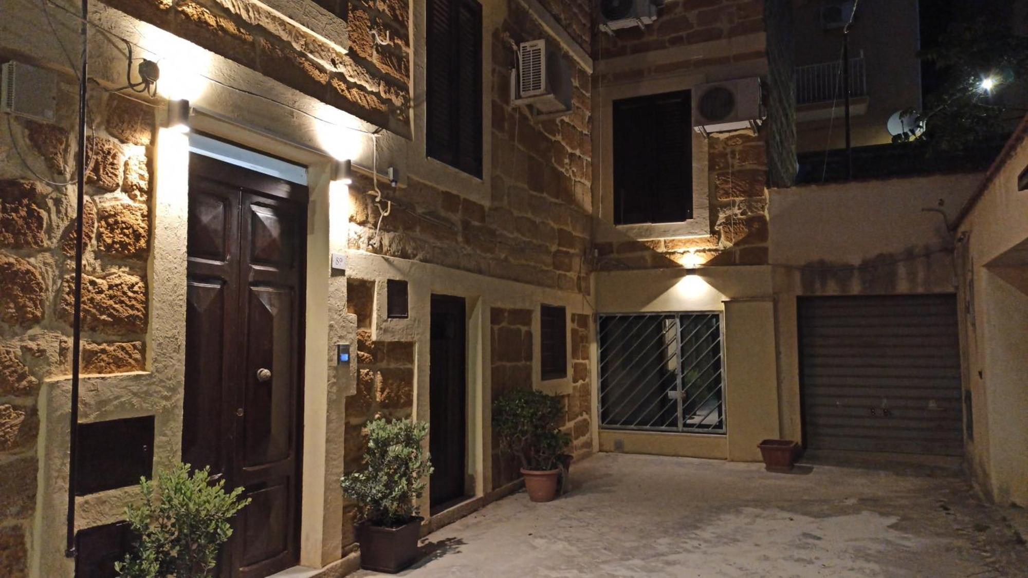 B&B Le 4 Stagioni Sul Viale, Belvedere Di 阿格里真托 外观 照片