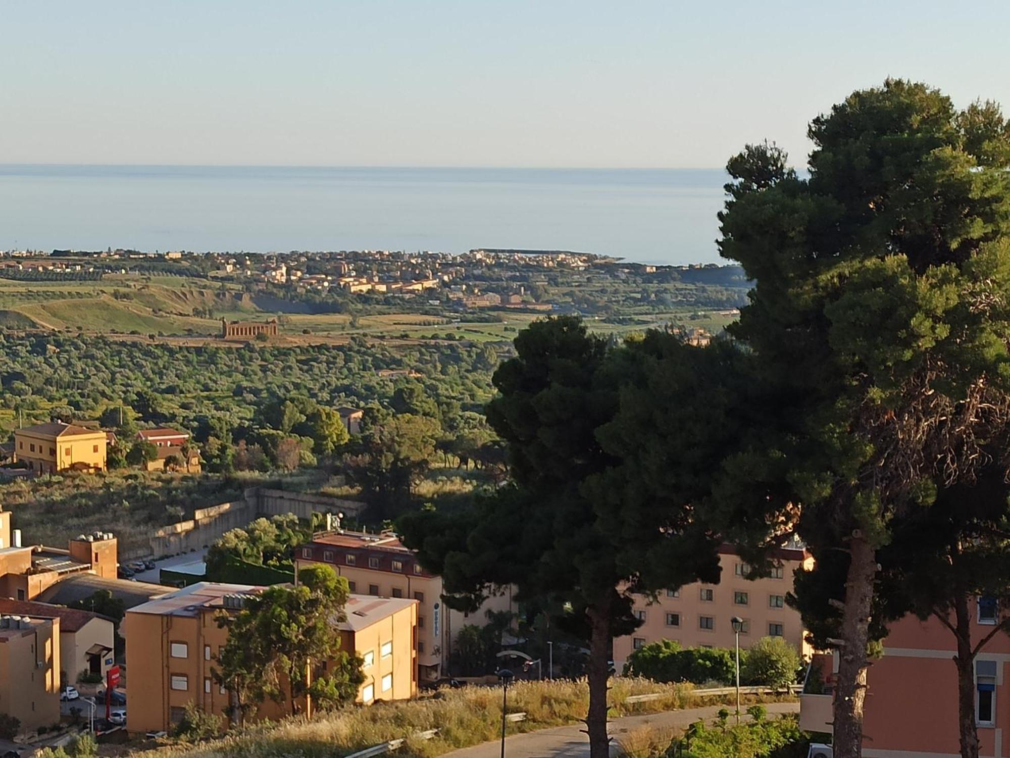 B&B Le 4 Stagioni Sul Viale, Belvedere Di 阿格里真托 外观 照片