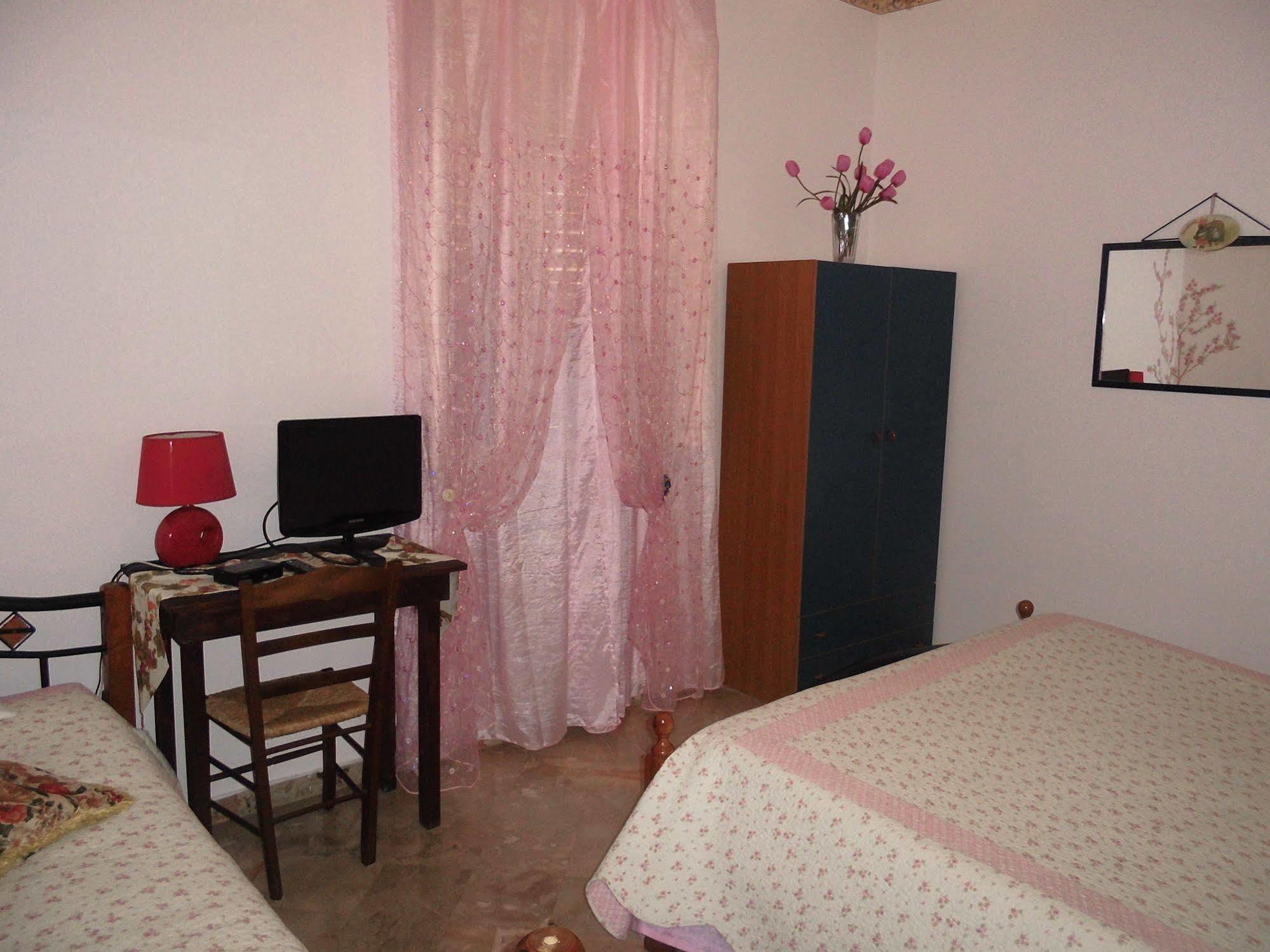 B&B Le 4 Stagioni Sul Viale, Belvedere Di 阿格里真托 外观 照片